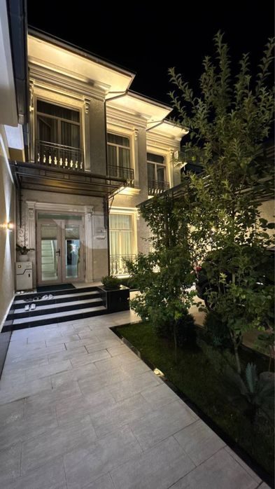 5-room house, 300 m², Tashkent, Mirzo Ulugbek District, for sale