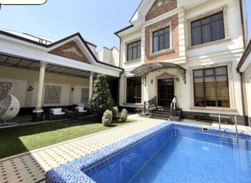 9-xonali uy, 500 m²
