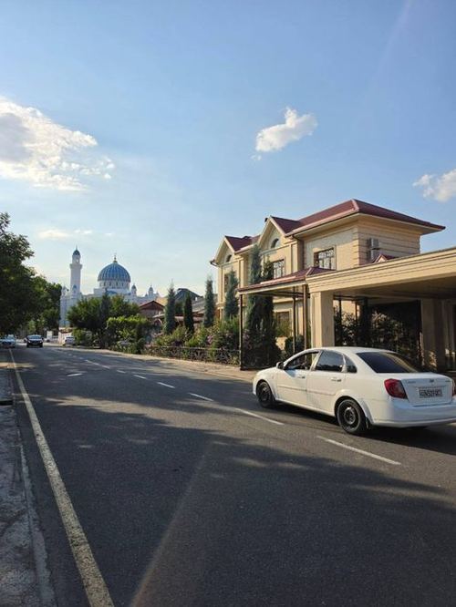 5-xonali uy, 200 m²