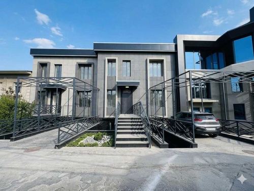 5-room cottage, 450 m²