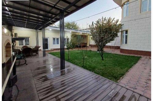 11-room house, 360 m²