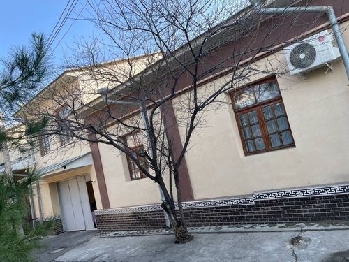 6-room house, 400 m²