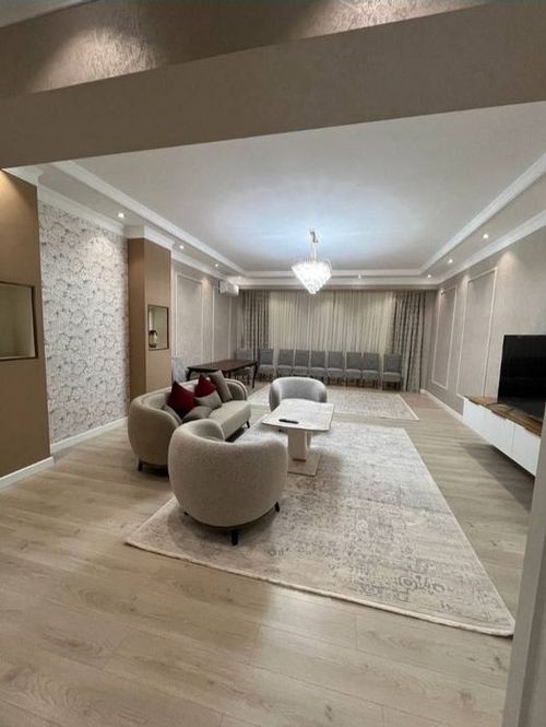 3-xonali kvartira, 155 m²