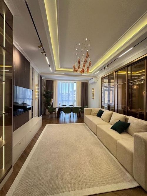 3-xonali kvartira, 137 m²