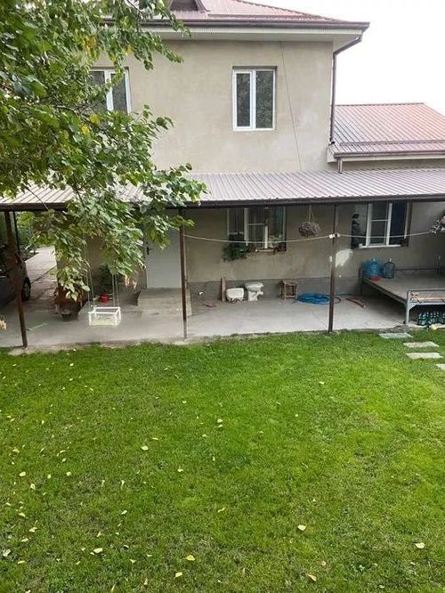 5-room house, 9100 m²