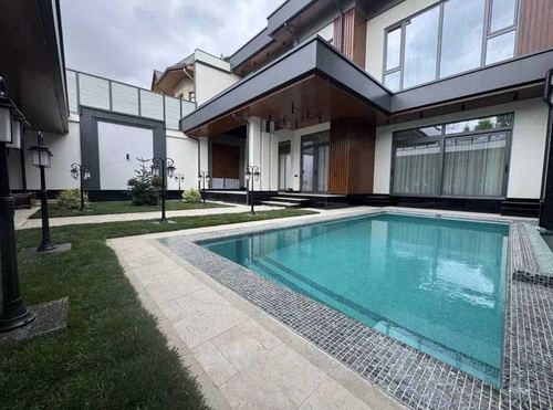 7-xonali uy, 500 m²