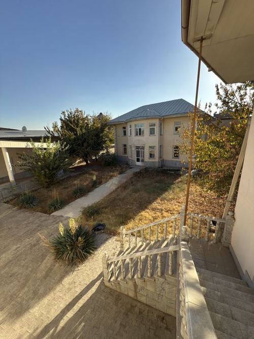 6-xonali uy, 1700 m²