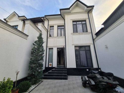 4-xonali uy, 140 m²