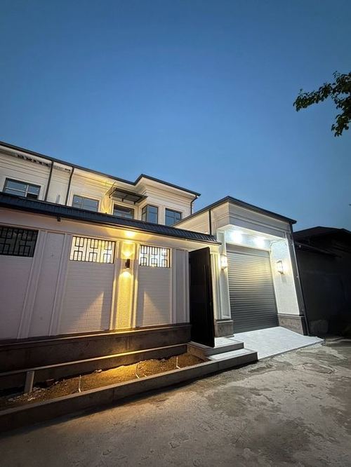 6-xonali uy, 300 m²