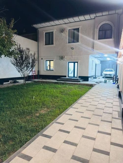 5-xonali uy, 240 m²