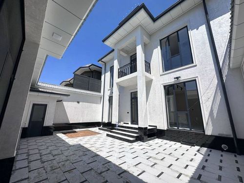 6-xonali uy, 250 m²