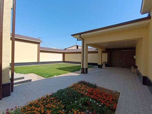 5-xonali uy, 200 m²