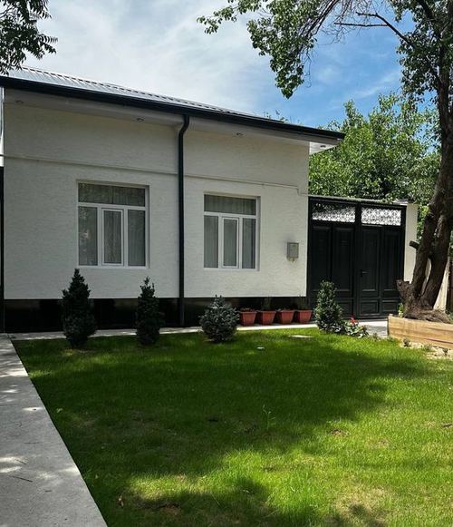 4-xonali uy, 130 m²