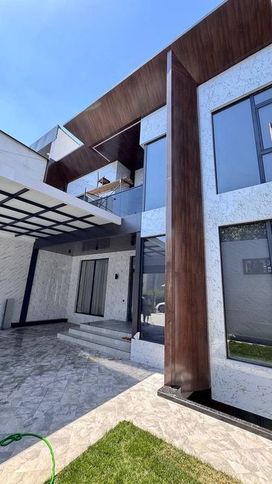 6-xonali uy, 250 m²