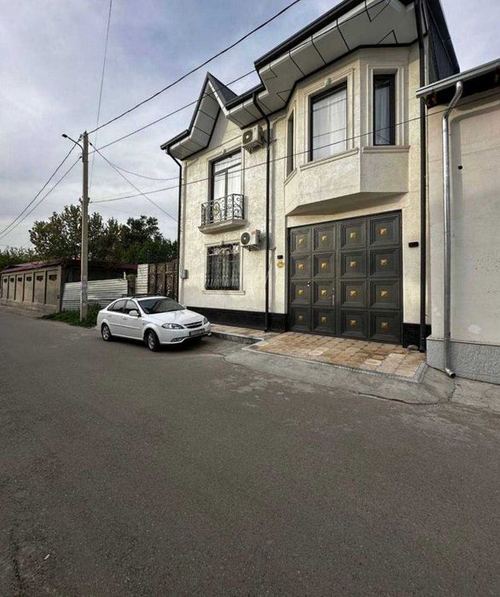 6-xonali uy, 700 m²
