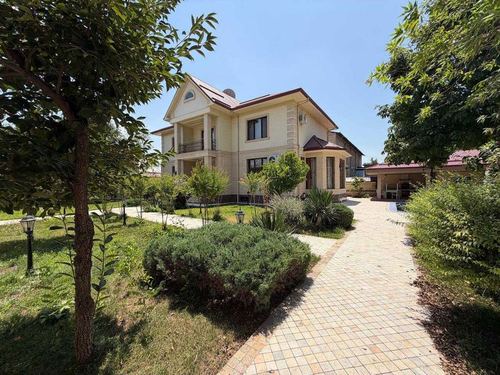 6-xonali uy, 1000 m²