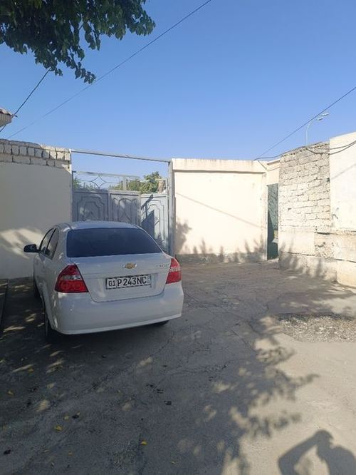 8-xonali uy, 800 m²
