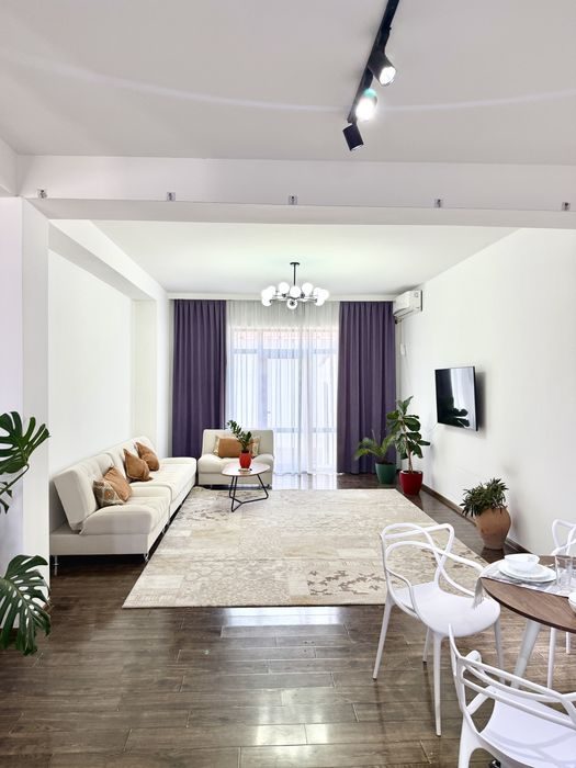 6-room house, 230 m², Tashkent, Mirzo Ulugbek District, for rent