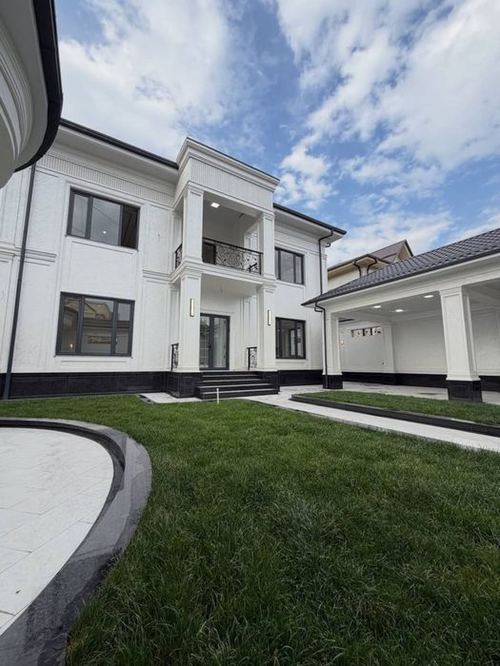 7-xonali uy, 500 m²