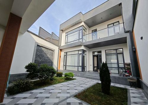 7-xonali uy, 450 m²