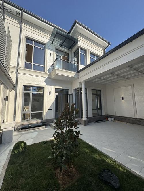 5-xonali uy, 300 m²