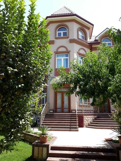7-xonali uy, 480 m²