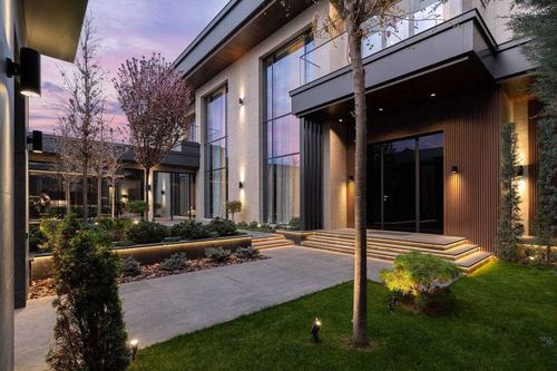 6-xonali uy, 720 m²