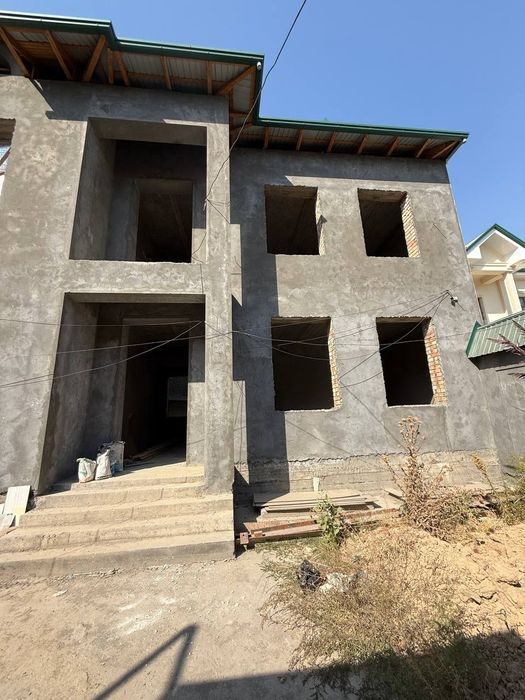 8-xonali uy, 350 m², Toshkent, Mirzo Ulug‘bek tumani, sotuvga
