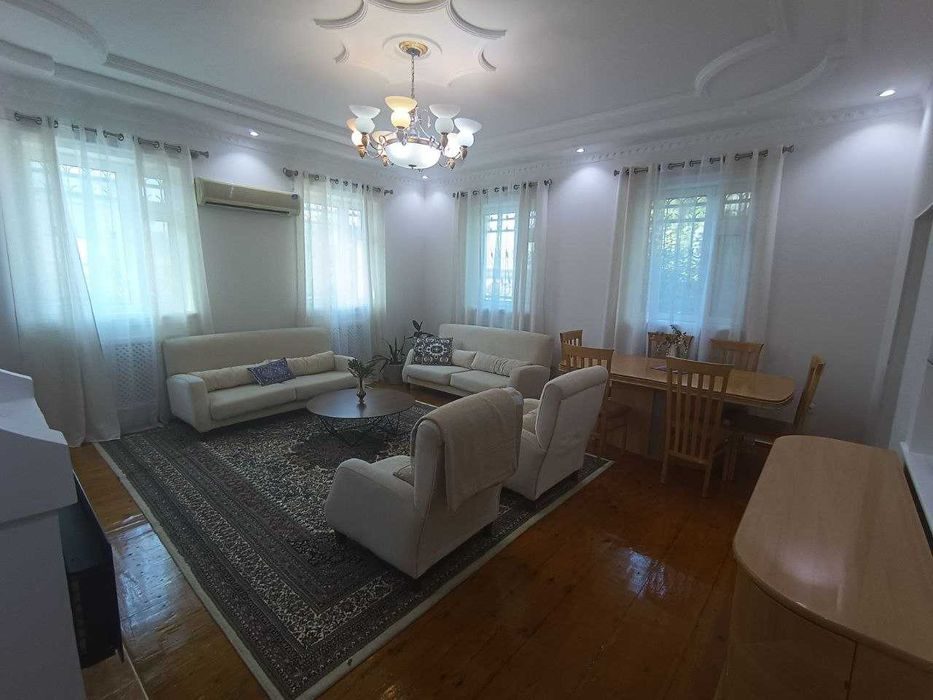 4-room house, 300 m², Tashkent, Mirzo Ulugbek District, for rent