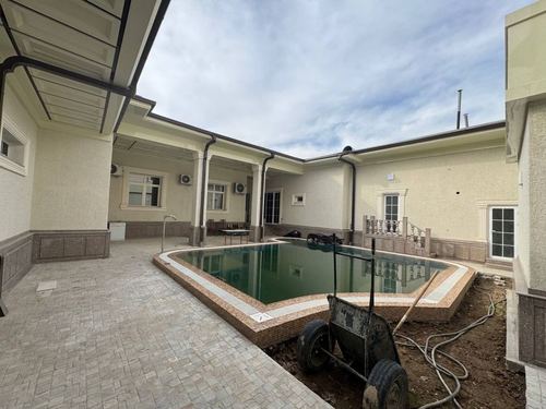 5-xonali uy, 350 m²