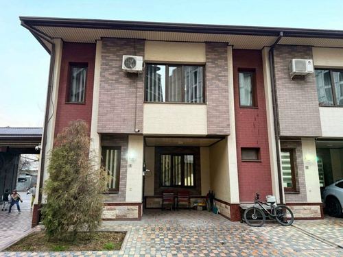 4-room townhouse, 140 m²