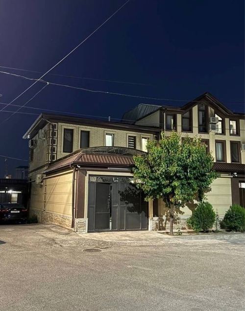 5-room house, 350 m²