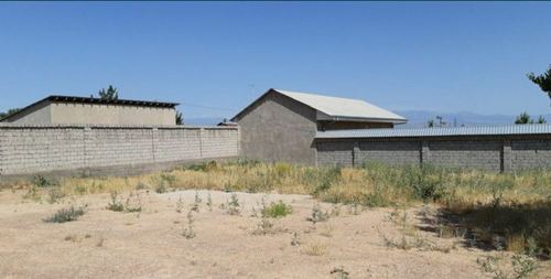 Дурмень, Кибрайский район, продаётся земельный участок 
Адрес: Мирзо У