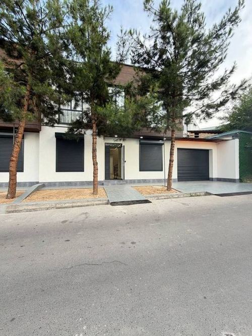5-xonali uy, 290 m²