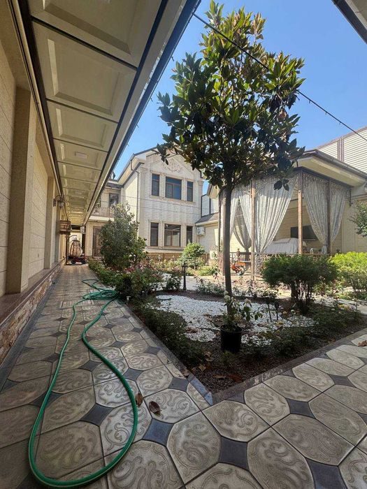 9-room house, 500 m², Tashkent, Mirzo Ulugbek District, for rent