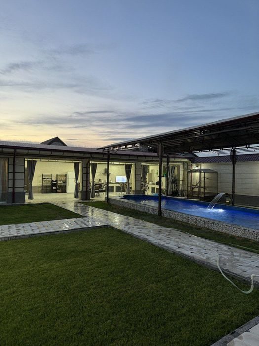 5-xonali uy, 350 m², Toshkent, Mirzo Ulug‘bek tumani, sotuvga