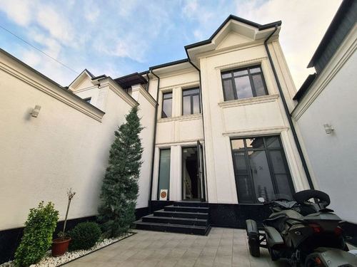 5-xonali uy, 160 m²
