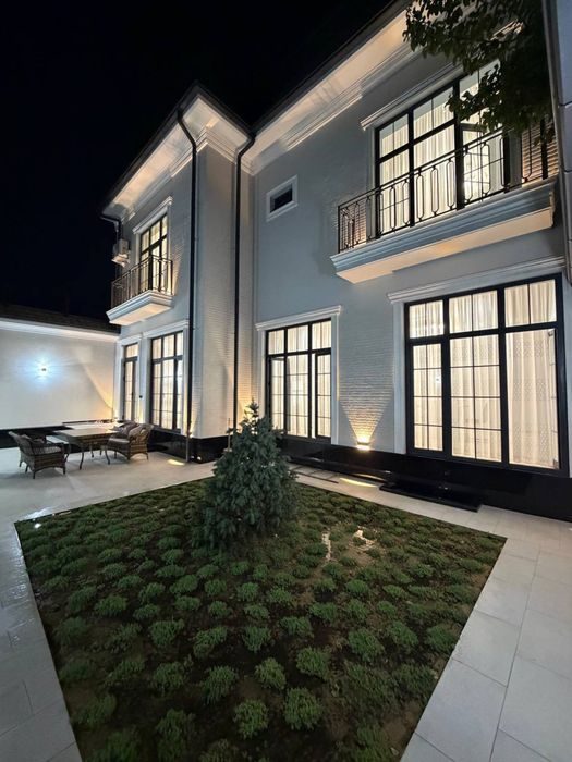 7-xonali uy, 500 m², Toshkent, Mirzo Ulug‘bek tumani, sotuvga
