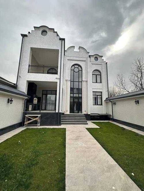 8-xonali uy, 500 m²