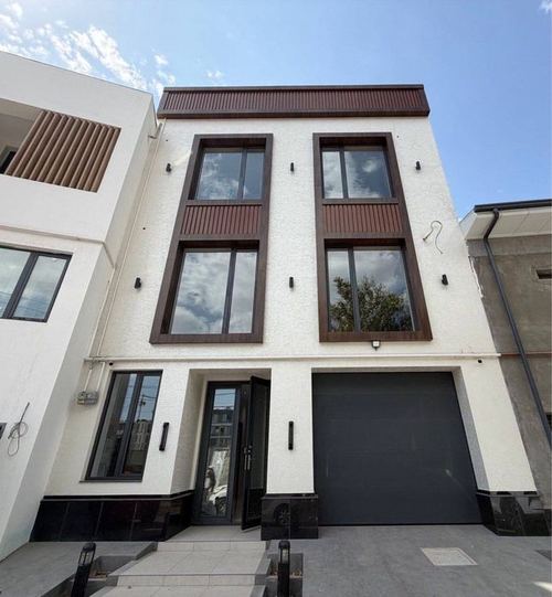 6-xonali uy, 480 m²