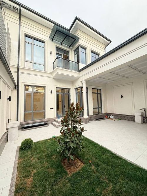 5-xonali uy, 300 m²
