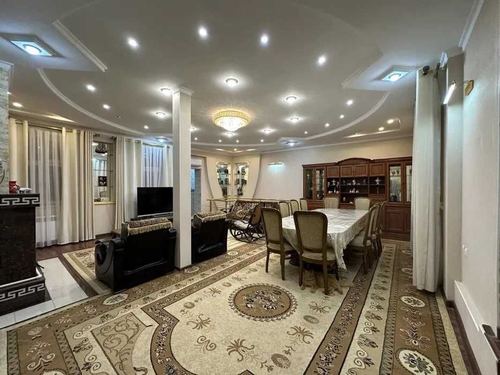 4-xonali uy, 350 m²