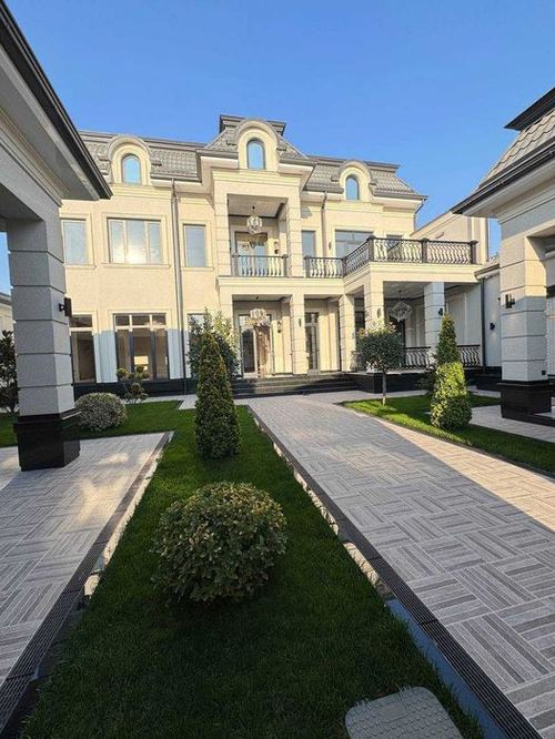 9-xonali uy, 560 m²