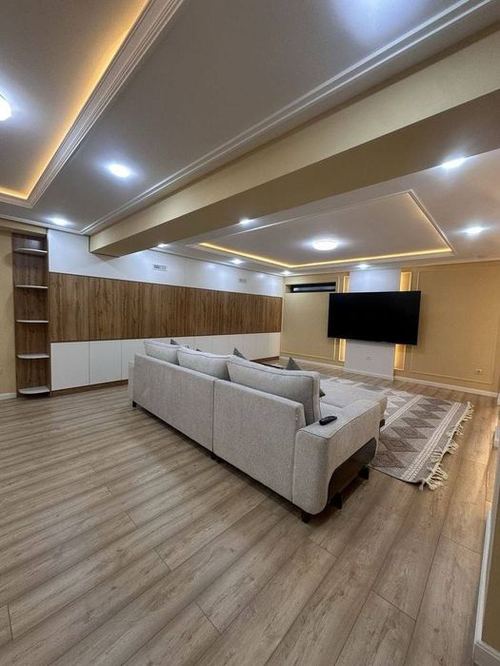 6-xonali uy, 400 m²