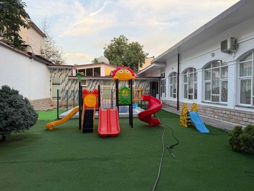 9-room house, 650 m²