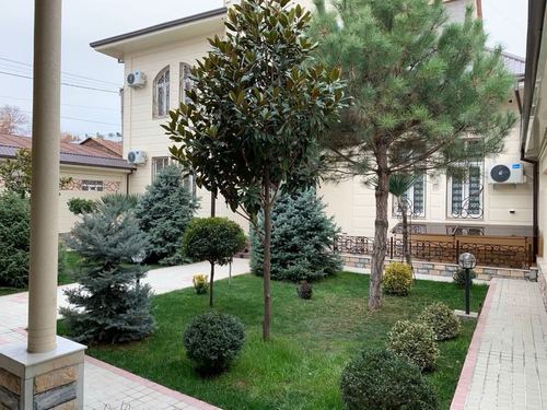 5-room house, 420 m²
