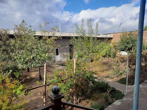 8-xonali uy, 8.5 m²