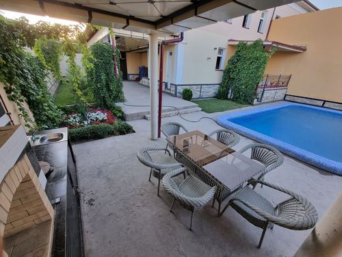 3-room dacha, 150 m²