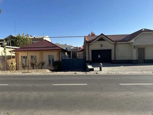 3-xonali uy, 450 m²