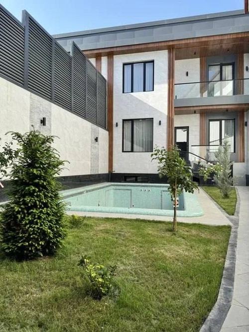 7-xonali uy, 470 m²